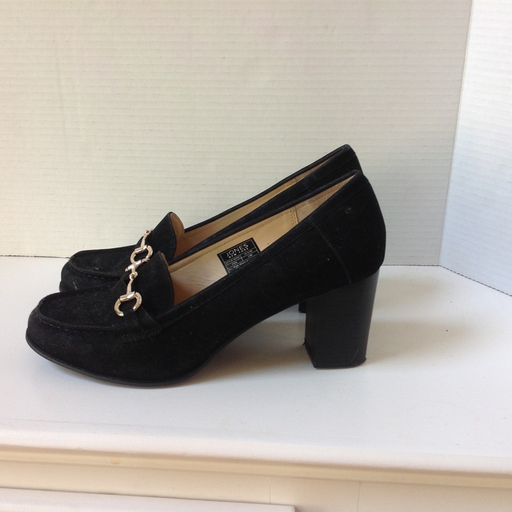 Jones New York Black Suede Shoes Horse Bit Buckle